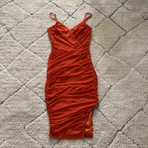 ORANGE DRESS - Picture 2 of 5
